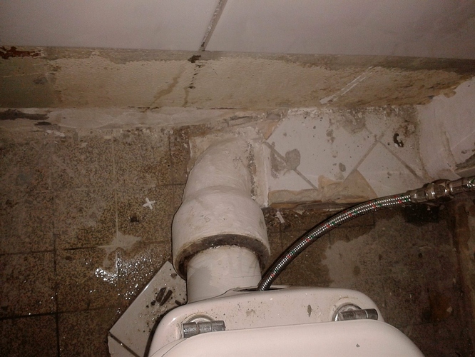 WC-Abfluss_von oben_2016-12-19 16.43.02