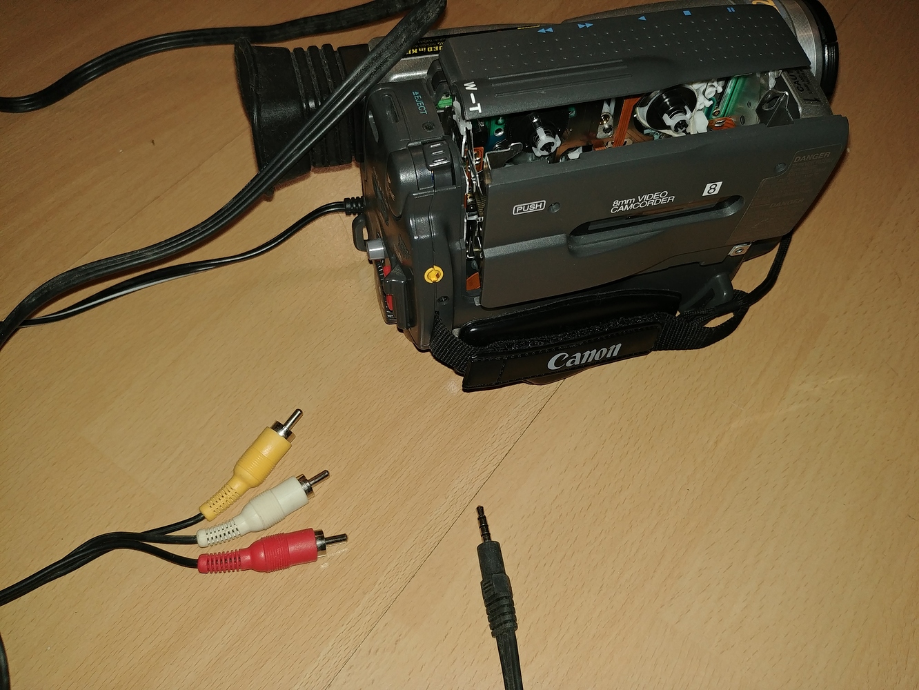 Alten video 8 Camcorder / videokammera an pc anschließen? werweiss