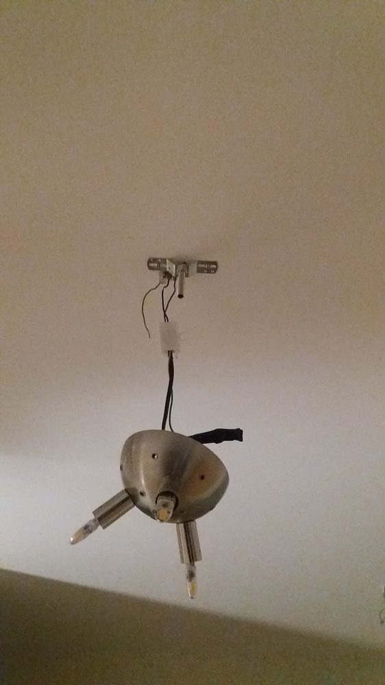 Strom neue Leuchte leuchtet nicht - wer-weiss-was.de