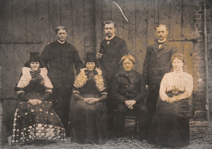 Tracht_20251015_0001